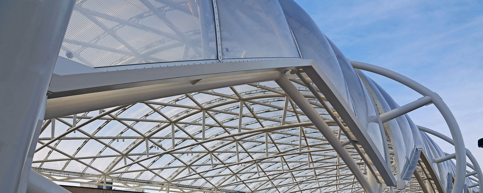 سازه پارچه ای ETFE